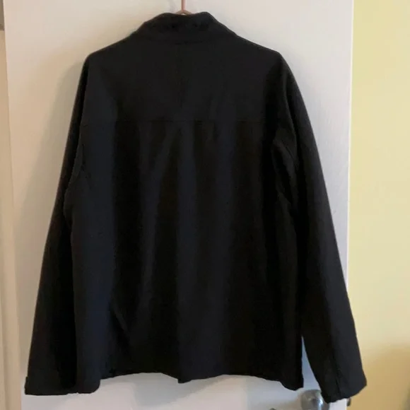 Soft Shell Jacket - Picture 6 of 10